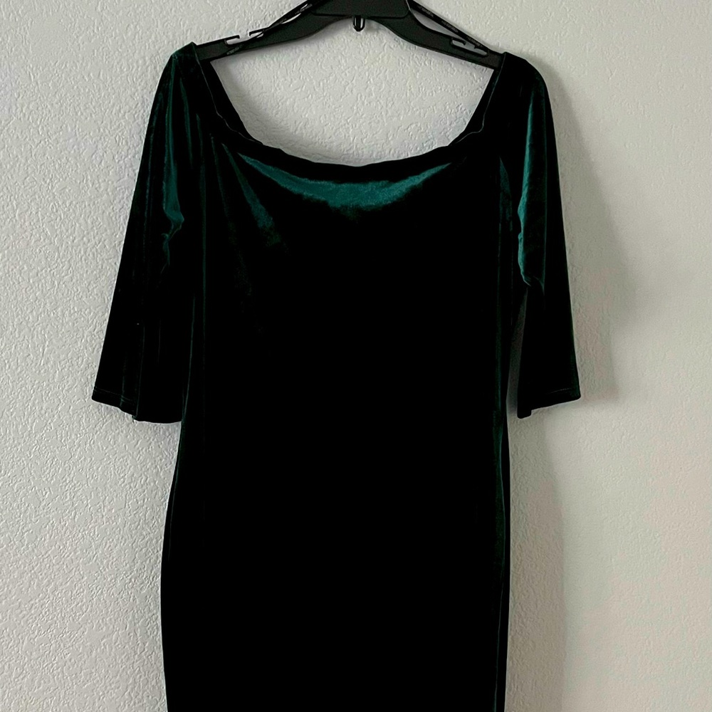Forever 21 Velvet Green dress.